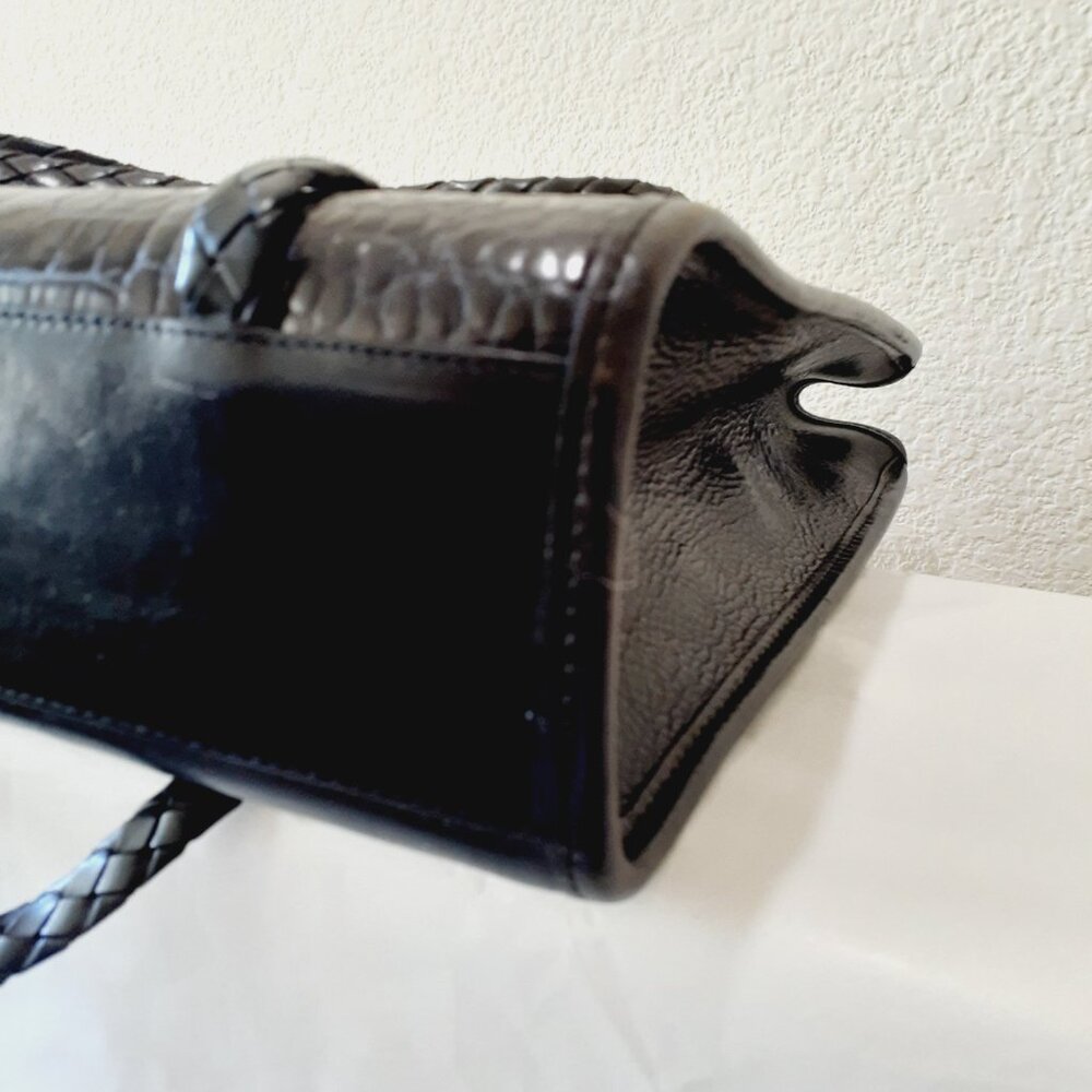 Brighton Croc Style Messenger Bag - Picture 9 of 14